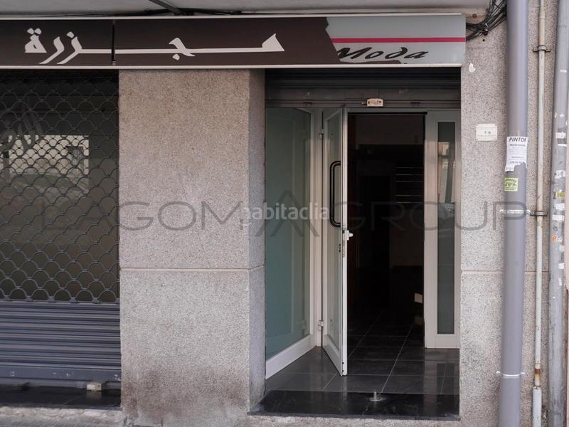 Foto 8909fac8-7239-434c-8027-53a62d942aba. Local comercial  al lado del bus en Viladecans