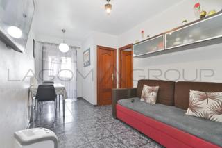 Appartement à Vilamarina. Vivienda de 2 habitaciones
