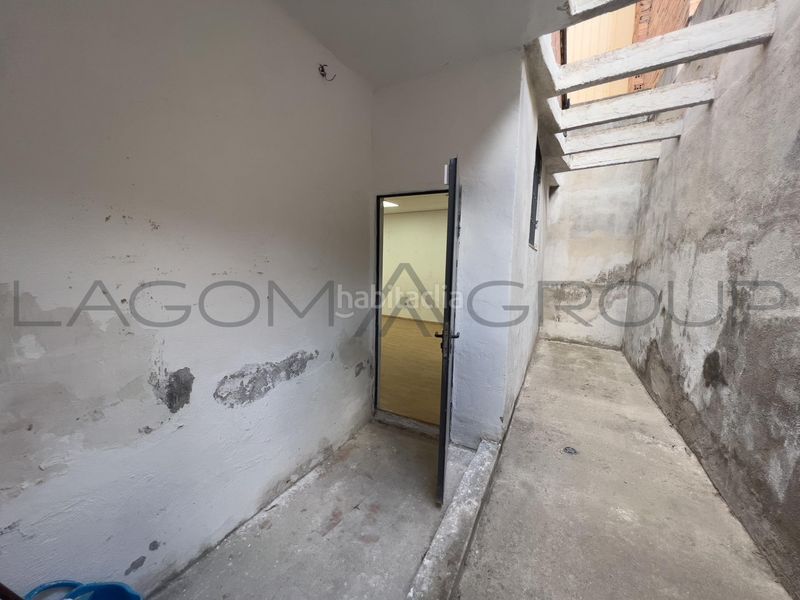 Foto 138ddfe5-c088-4764-bfa8-ea0a3dfe6326. Local comercial a Centre Viladecans