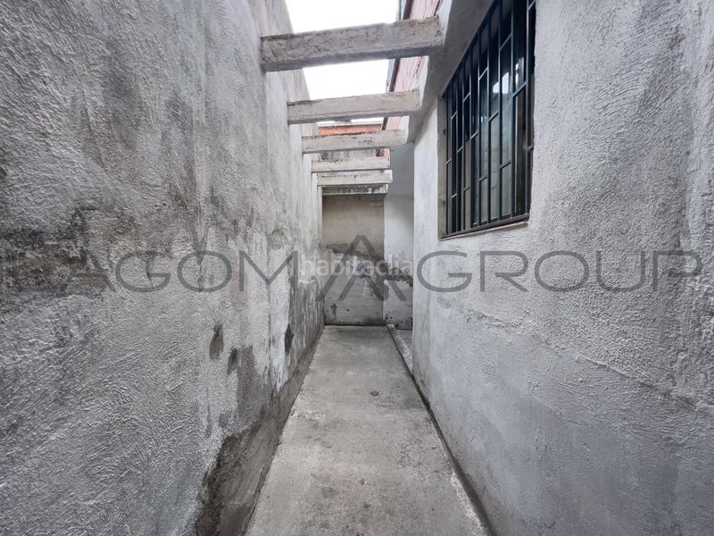 Foto a0ce70ad-99b7-4fe8-8336-3c6b07f3bbb4. Local comercial a Centre Viladecans