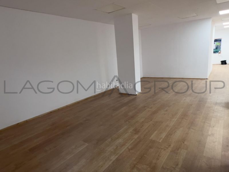 Foto b07a1798-77d9-4e97-b704-2d7e8f0d95db. Local comercial a Centre Viladecans