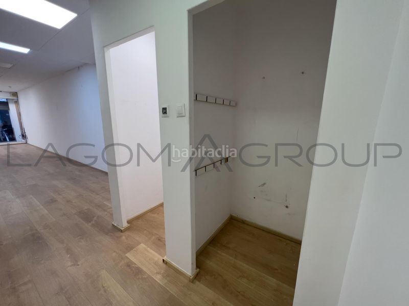 Foto fb26f1c8-4598-470a-a394-bb31ec92daed. Local comercial a Centre Viladecans