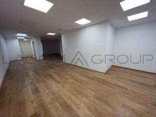 Local Comercial a Centre. Local en venta en doctor reig