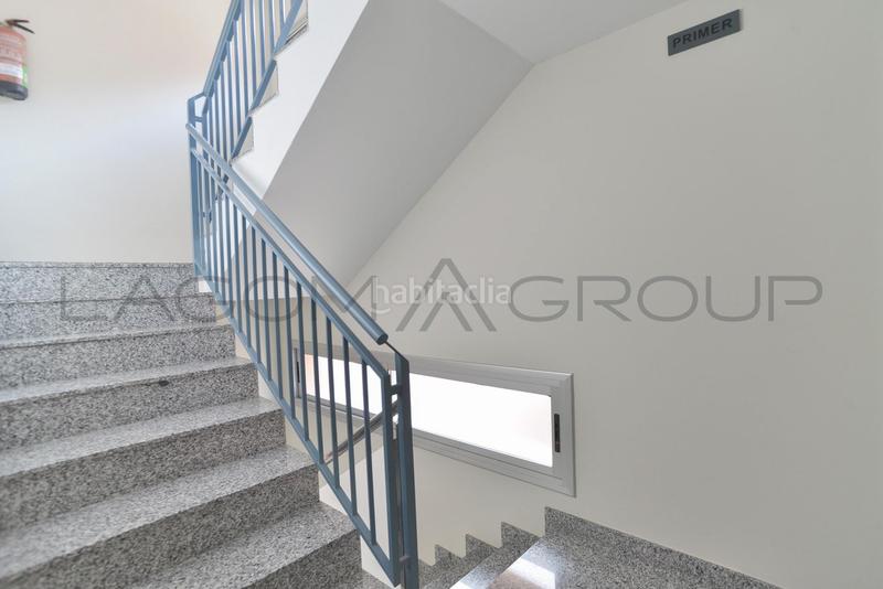 Foto 0d147ddd-2670-4e7d-996e-81934861bcd9. Piso existe, encantador, cálido y moderno piso costero en Cunit