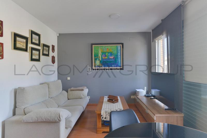 Foto 61866a07-c042-4006-bc1a-cdf952aed8b1. Piso existe, encantador, cálido y moderno piso costero en Cunit