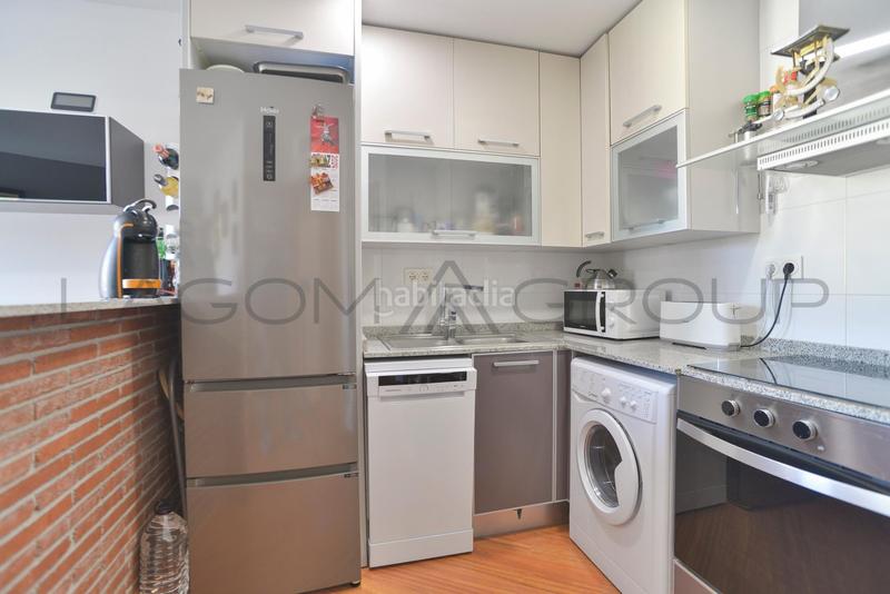 Foto 98fd7f81-cd8d-41d7-8e9a-32c85dfddbe8. Piso existe, encantador, cálido y moderno piso costero en Cunit