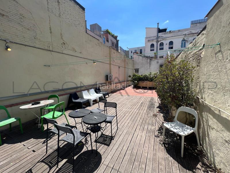 Foto 74c9f0f0-ea28-4bae-bcb3-76d3fac7e480. Piso una joya urbana con licencia turistica en Raval Barcelona