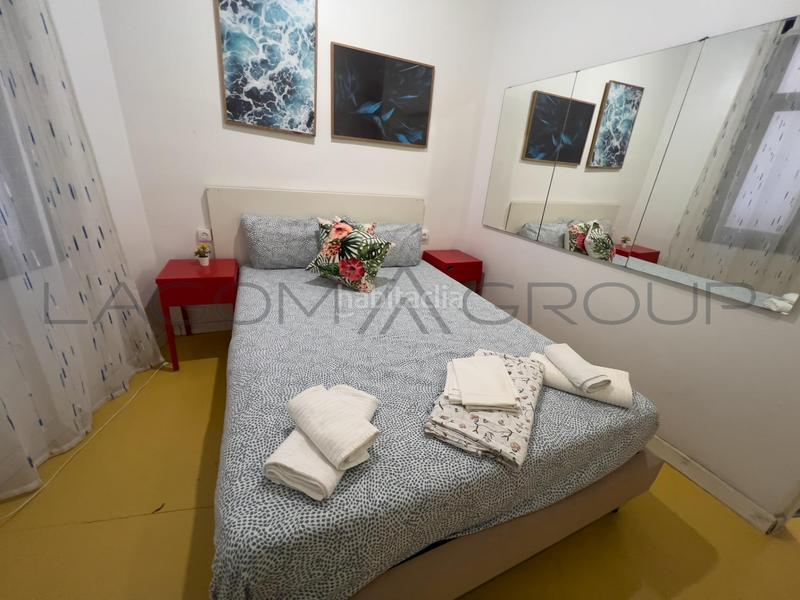 Foto c262b4ba-c685-4639-85ee-e6174f92c525. Piso una joya urbana con licencia turistica en Raval Barcelona