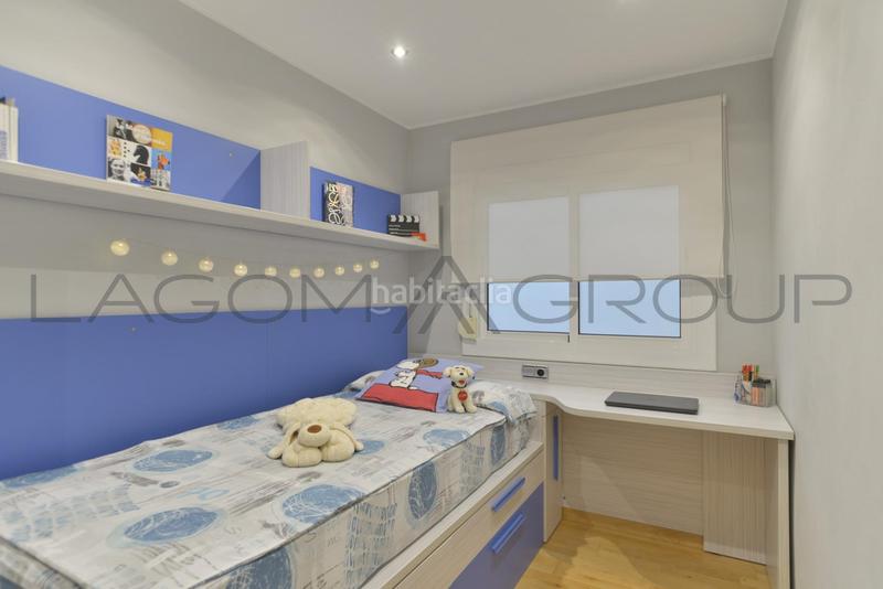 Foto 4a1b927e-05d4-4990-842d-f2848290c475. Piso  reformado con 4 habitaciones en zona amat targa en Viladecans