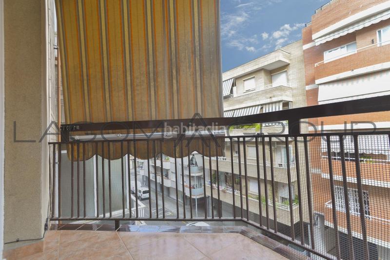 Foto f133e1c1-870f-4dff-b7c3-4f925a4054d8. Piso  reformado con 4 habitaciones en zona amat targa en Viladecans