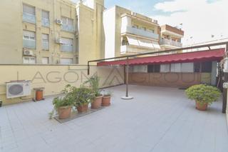 Pis a Centre. Duplex, terraza, ascensor, parking