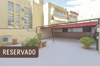 Appartement à Centre. Duplex, terraza, ascensor, parking