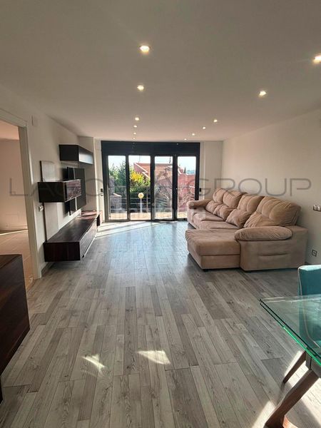 Foto 527d0a6a-ef59-4aad-b41a-748edb19733a. Casa amb aparcament a Alpicat