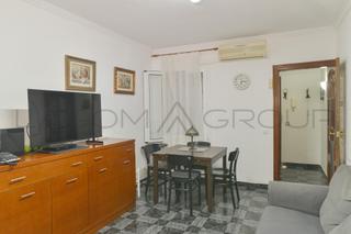 Appartement à La Roureda. Bajo con altura