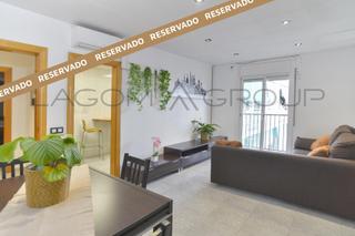 Ático en La Roureda. Ático céntrico con ascensor