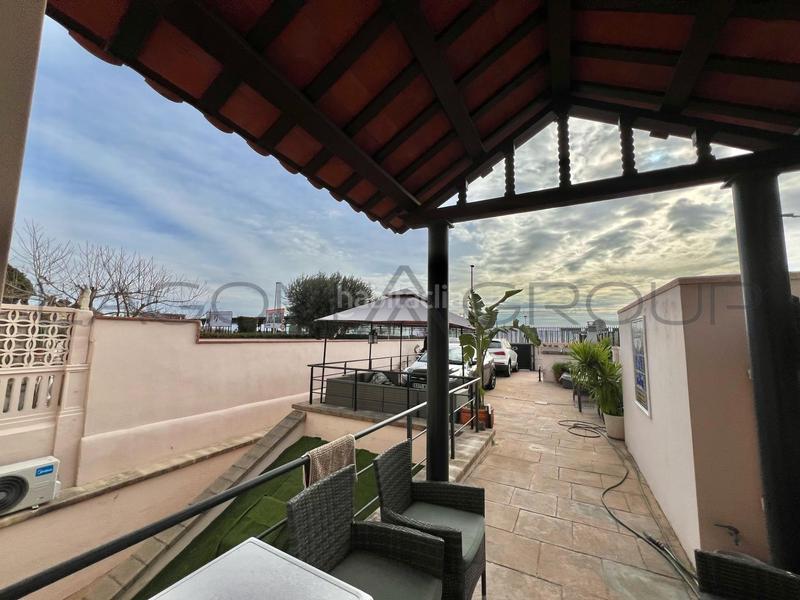 Foto e17b2ae0-c81c-4059-a6fe-c0e1416c4cd9. Edificio in Centre Vilassar de Mar