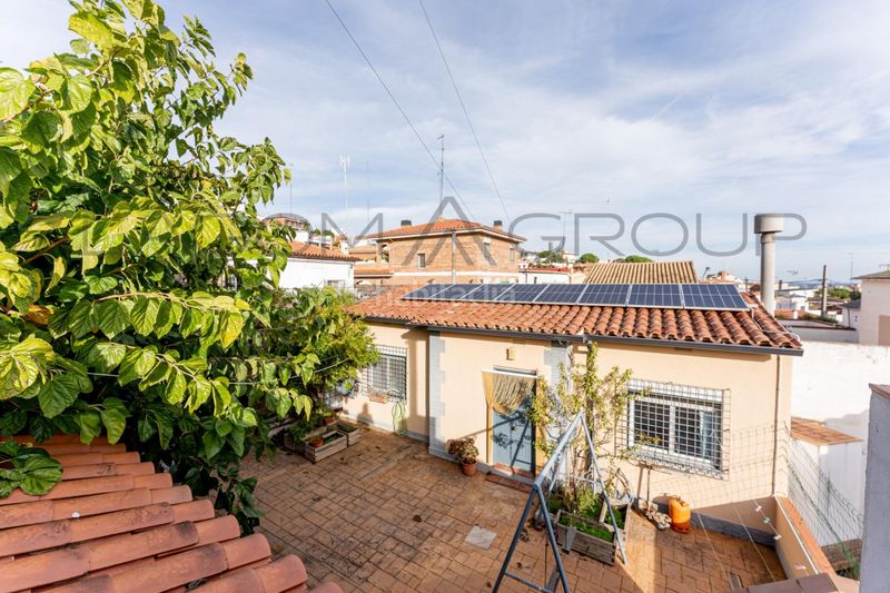Foto 11777084-c0e3-421c-b614-4f13892c9a9c. Casa amb calefacció aparcament a Torrent Ballester Viladecans