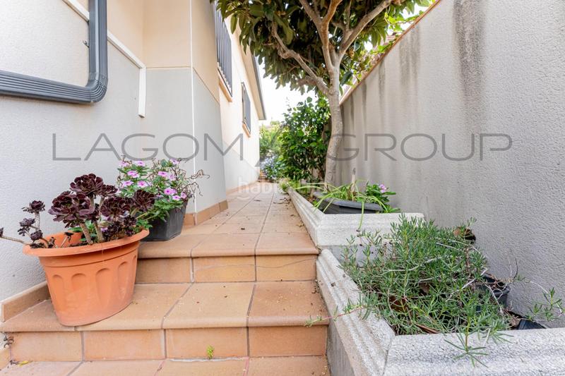 Foto 2755a774-0820-4e70-9117-c455d6e32a64. Maison avec parking dans Torrent Ballester Viladecans