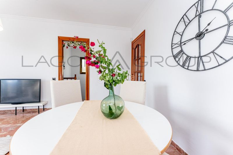 Foto 76ee3845-26f9-4bd5-9abb-978808e131df. Casa amb calefacció aparcament a Torrent Ballester Viladecans