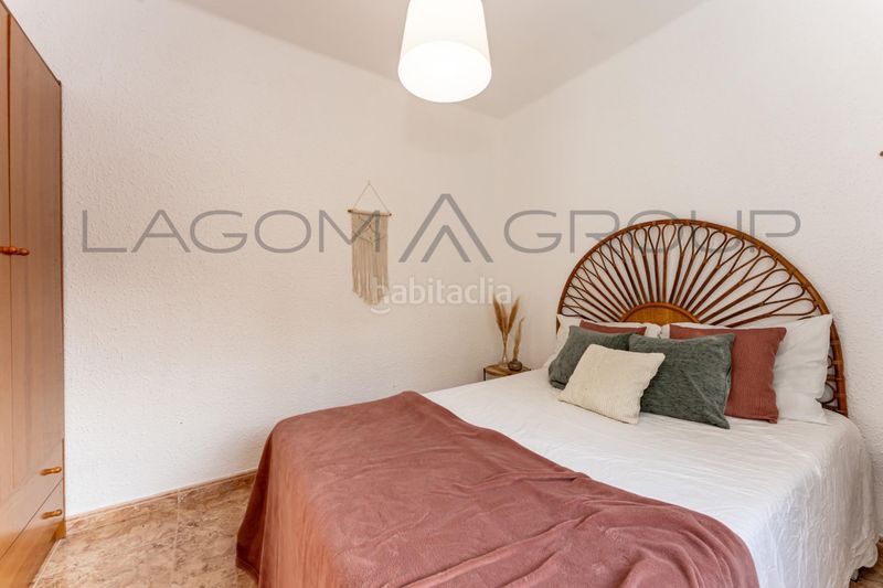 Foto 85b45365-6108-4a60-a855-16d07714498c. Casa amb calefacció aparcament a Torrent Ballester Viladecans
