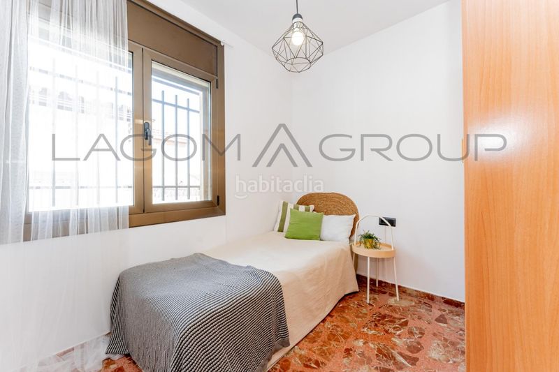 Foto 9010be99-9823-45a6-a98d-3565475ae2d2. Casa amb calefacció aparcament a Torrent Ballester Viladecans