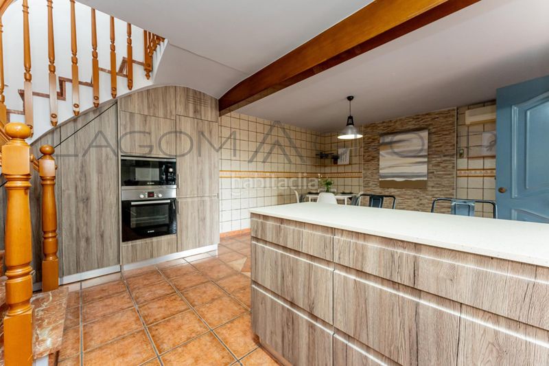 Foto c2a440e1-1fbf-4c1a-a5d1-f41698195917. Casa amb calefacció aparcament a Torrent Ballester Viladecans
