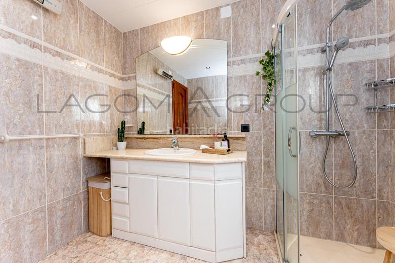 Foto d57bdb89-7a12-47ac-af73-4bfe75ac8c9b. Maison avec parking dans Torrent Ballester Viladecans