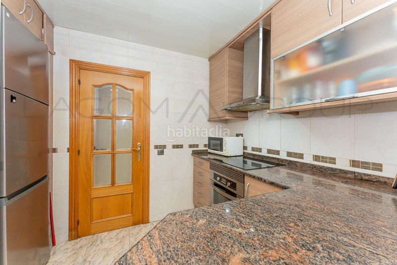 Foto 96d34d2e-bae8-4b0b-b1b1-74395e084804. Flat in Centre Viladecans