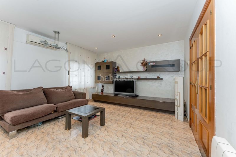 Foto f1d90654-28c9-4188-8329-309911c90c3a. Flat in Centre Viladecans