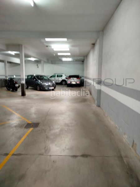 Foto c76ca24a-fecf-4a5f-af4a-271ba14fc1bf. Posto auto in La Roureda Viladecans