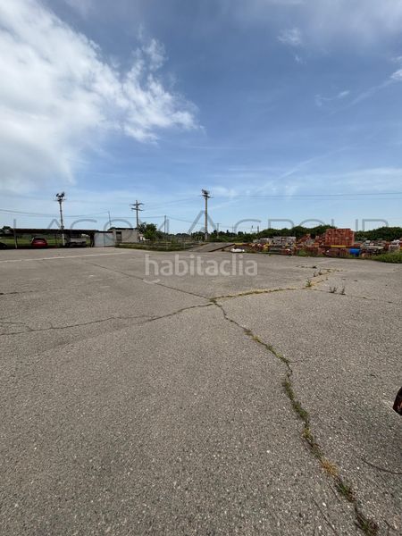Foto bec9d266-d14c-453e-93c7-ce86da9dbbc1. Nau industrial a Ciutat Jardí Lleida