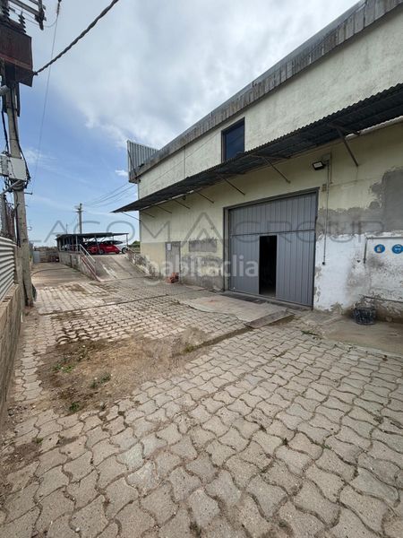 Foto 133765d3-e8d5-45d7-9408-f983afb01b6c. Nau industrial a Ciutat Jardí Lleida