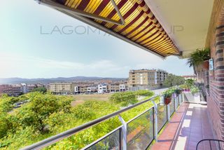 D�plex a Can Clos-Pinetons. Espectacular �ticod�plex con vistas panor�micas y terraza sol�ri