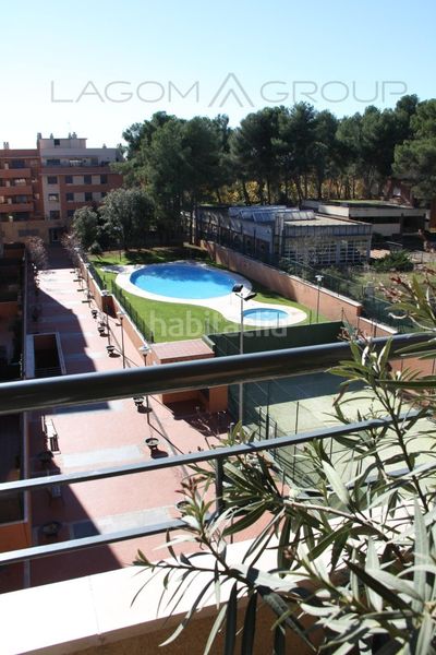 Foto 4a2968a4-4d85-4041-83e7-6315c2472024. Pis amb aparcament piscina a Castellarnau Sabadell