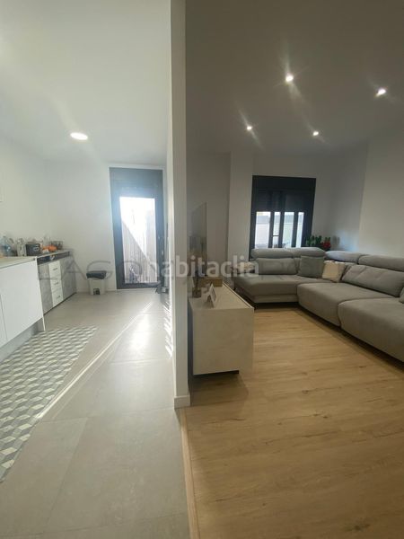 Foto e04d911a-3c53-43de-9863-46baca6dd639. Pis amb aparcament a Alpicat
