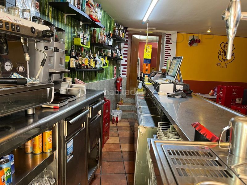 Foto 5c0768cc-c3d8-4f70-a09a-0674adcab6f3. Local comercial a La Roureda Viladecans