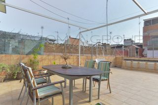 Flat in Diagonal-Colomeres. Piso de 80 m2 con espectacular terraza de 65m2, parking y traste