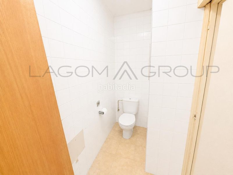 Foto 4896d884-e86a-41dc-a455-14239649ae4e. Local comercial a Centre Castelldefels