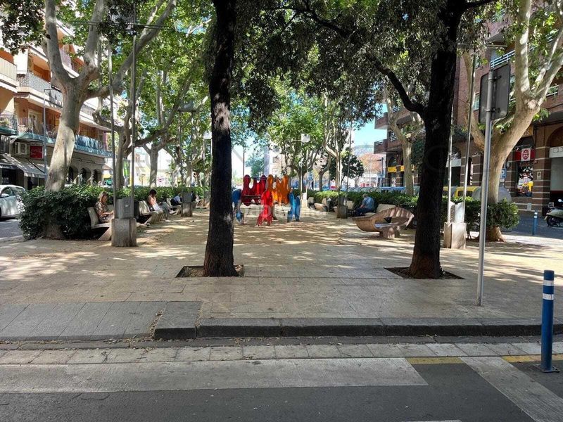 Foto 7ff8586b-167d-4654-9c9b-b64c06c9f81b. Local comercial a Centre Castelldefels