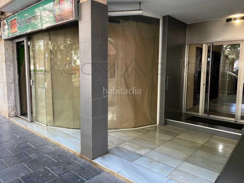 Foto 868a28f0-4d31-4486-862b-5e33f5f78384. Local comercial a Centre Castelldefels
