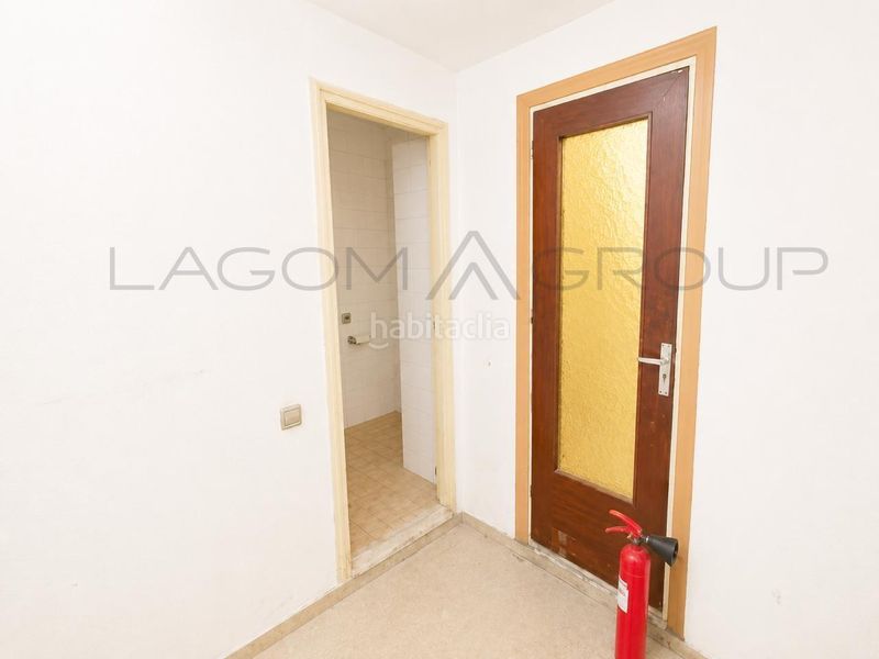 Foto 95e7c115-9a48-4b15-9847-bfcfbce0f1c9. Local comercial a Centre Castelldefels