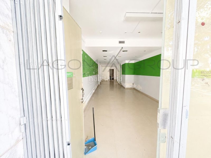 Foto c6e8a7ec-b1ef-41f6-ba7b-5f2536b73c35. Local comercial a Centre Castelldefels