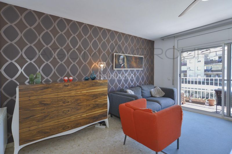 Foto 5d547b7d-7a77-4974-8a45-6e7165723661. Dúplex amb calefacció aparcament piscina a Torre-roja-Campreciós Viladecans