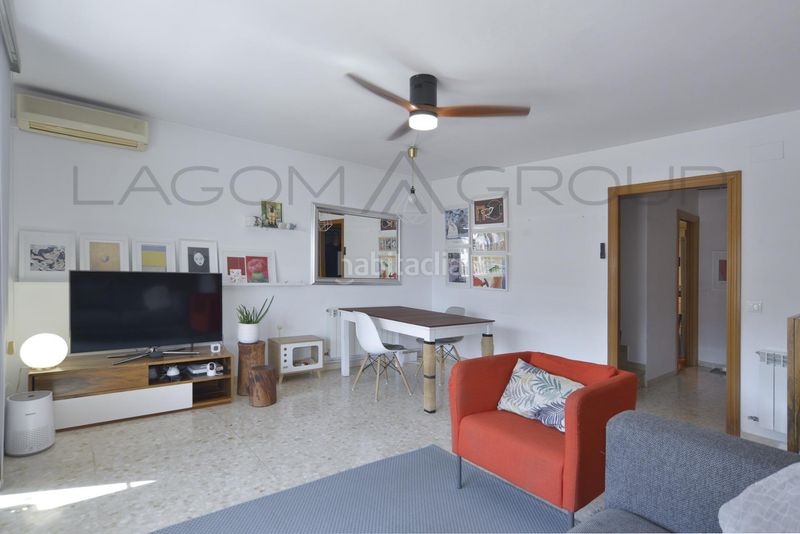 Foto a395e922-ad43-4be6-ab79-d4d7a5fa8078. Dúplex amb calefacció aparcament piscina a Torre-roja-Campreciós Viladecans