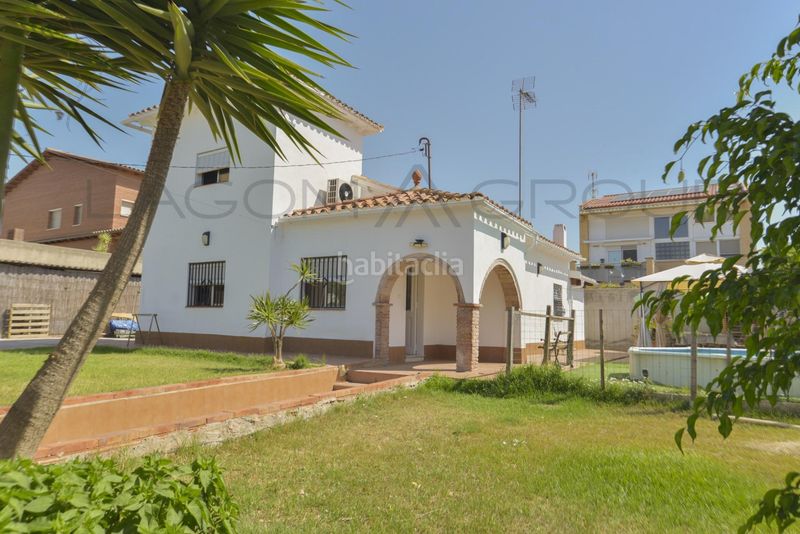 Foto 083a639c-acd3-41a8-ab95-2e36dcfe6cb6. Casa amb aparcament a Torrent Ballester Viladecans