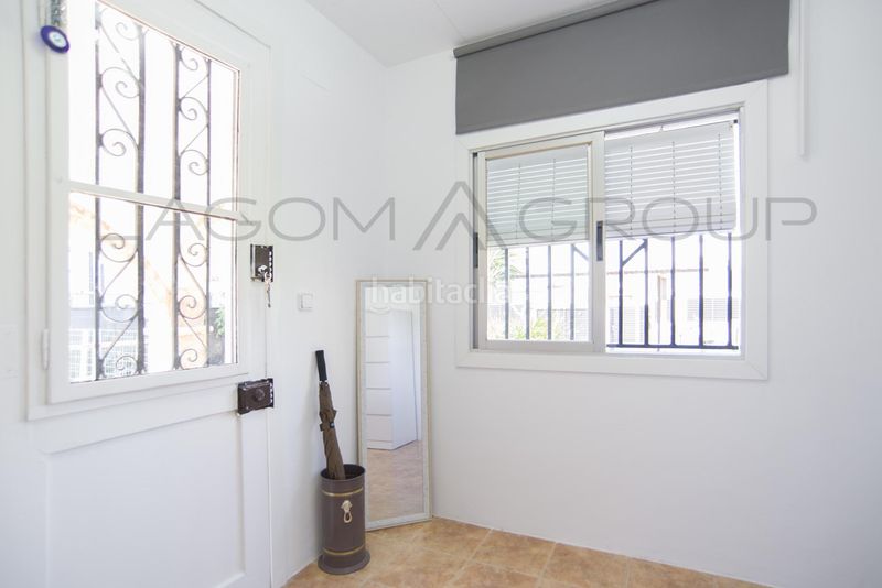 Foto c39088f8-ccb4-42c8-a9ed-3e303eee529b. Casa amb aparcament a Torrent Ballester Viladecans