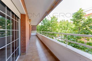 Flat in Torrent Ballester. Espectacular y luminoso piso con balcón y parking opcional en vi