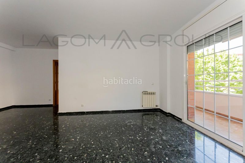 Foto a3225930-2c08-45ec-94aa-706cf15fbd68. Pis amb calefacció aparcament a Torrent Ballester Viladecans