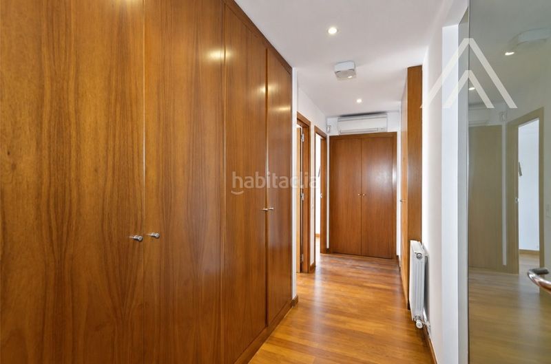 Foto 6c9d8e6b-a61e-4ea6-b93a-8fcf2c227e79. Duplex con riscaldamento in Creu Alta Sabadell