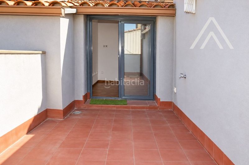 Foto e09154b6-168e-42ca-9c76-3868cae0d218. Duplex con riscaldamento in Creu Alta Sabadell